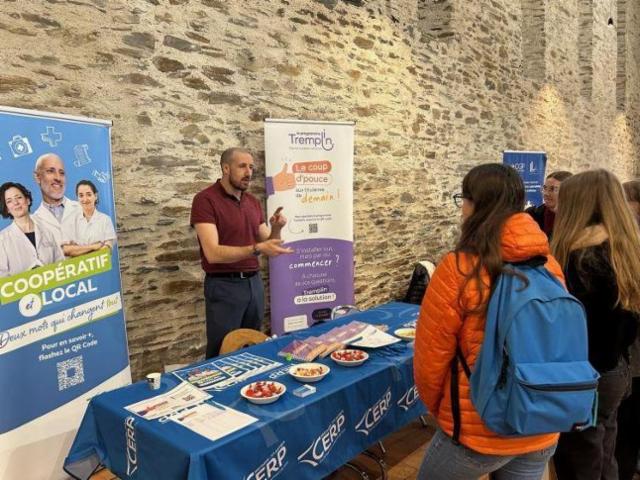 L'équipe Tremplin au forum des métiers pharmaceutiques d'Angers